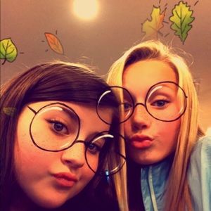 Meet your Posher, Alaina